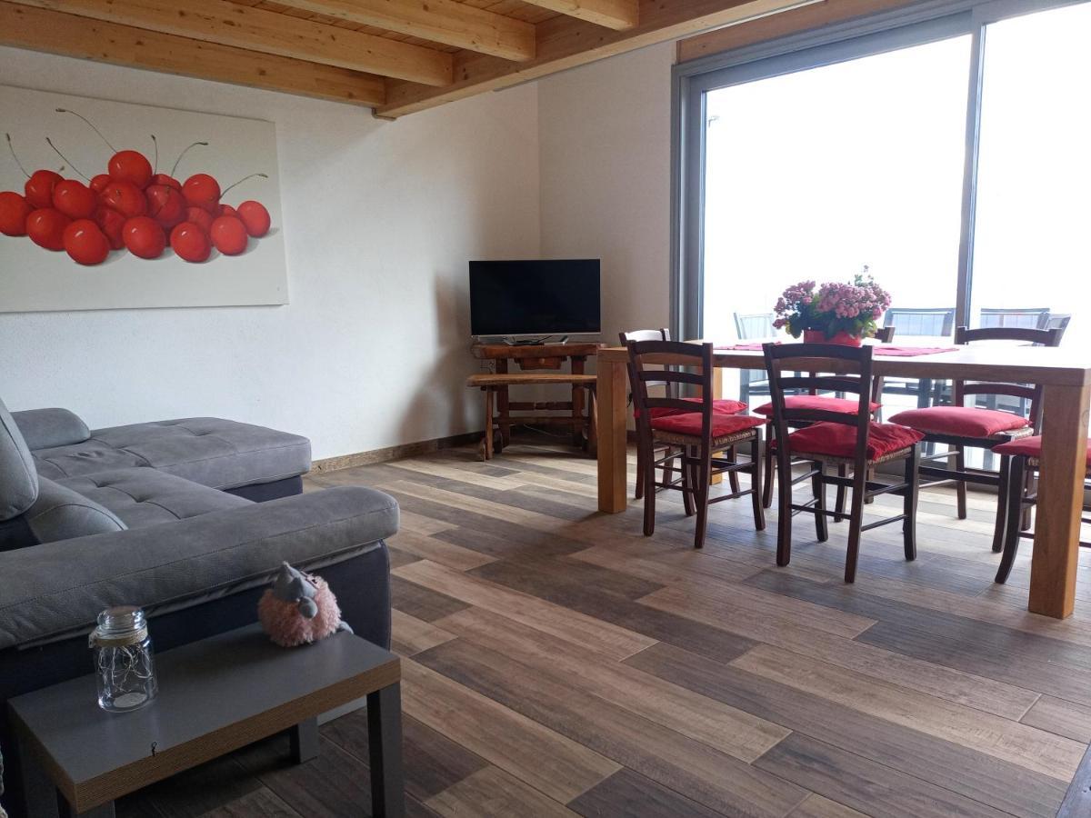 Casa Vacanze Ca'Del Miro Montemezzo Bugiallo Exteriör bild