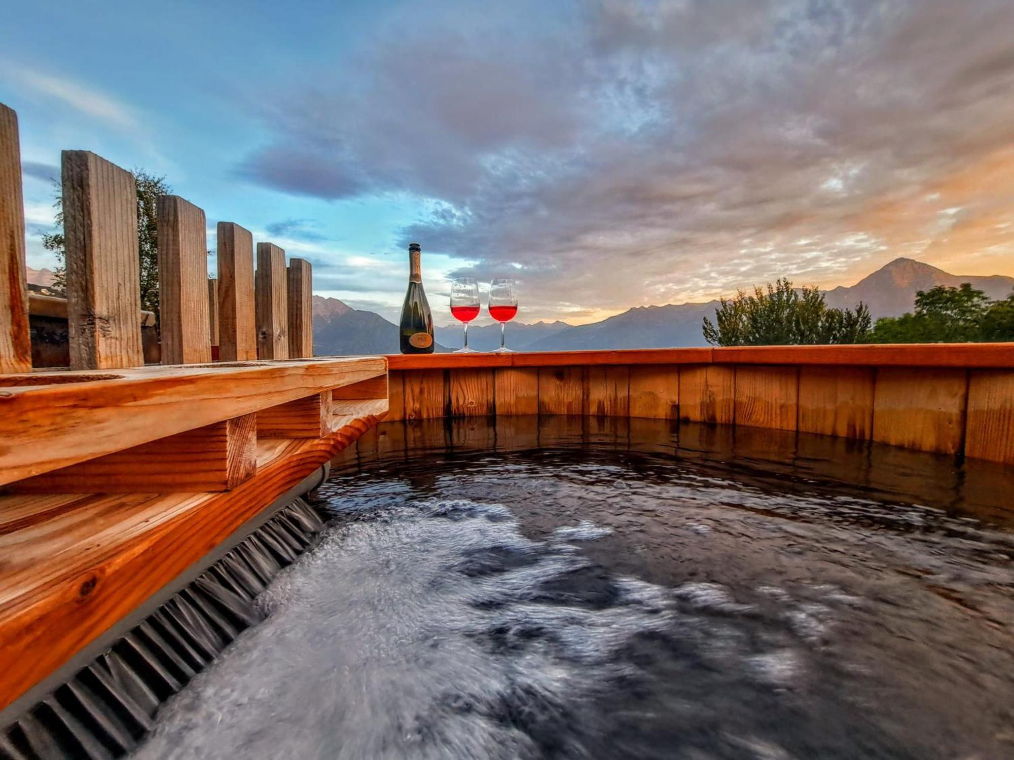 Casa Vacanze Ca'Del Miro Montemezzo Bugiallo Exteriör bild